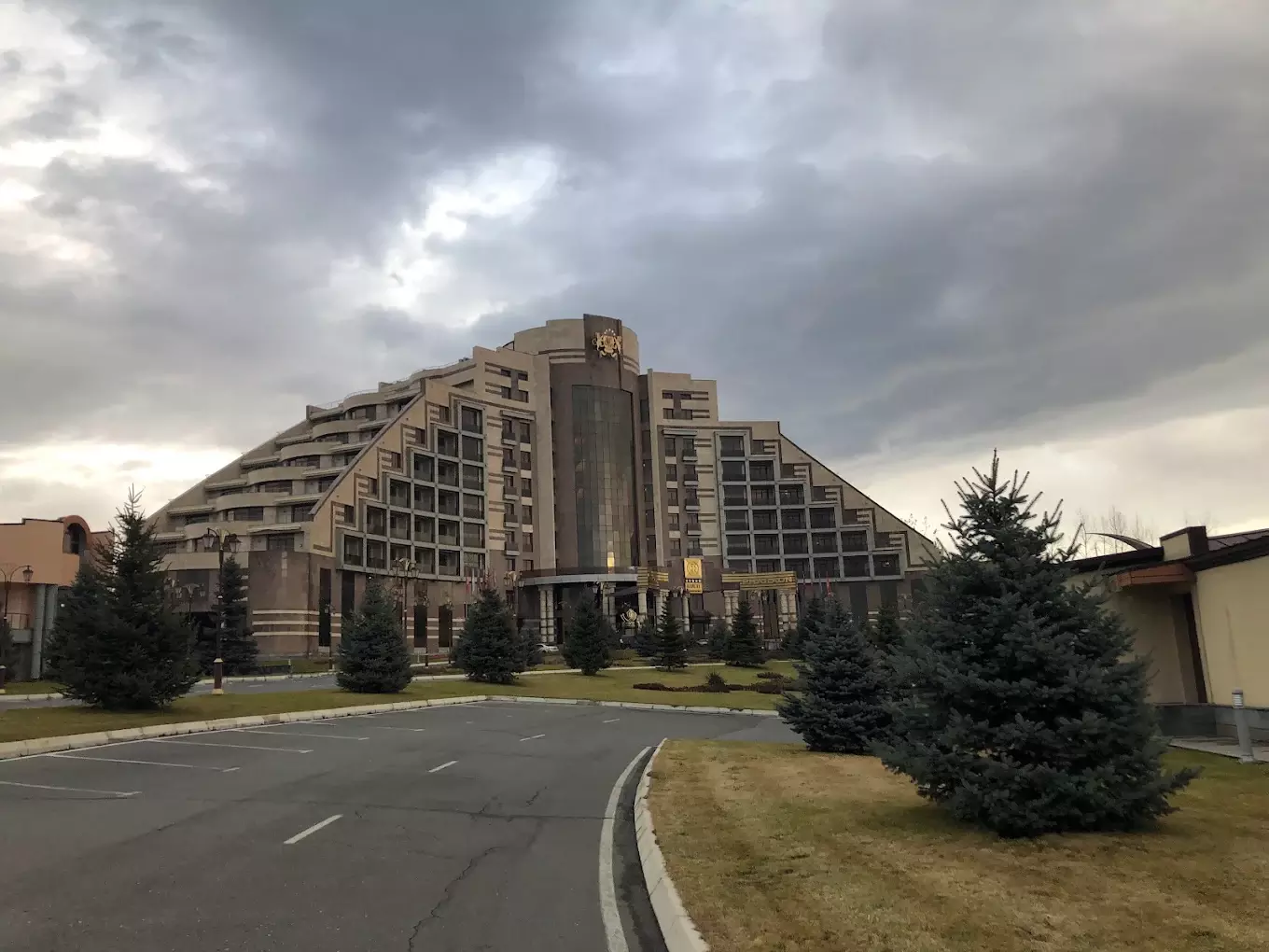 هتل مولتی گرند